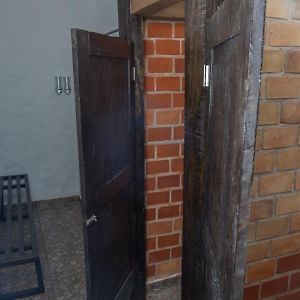Habitación para Hombres Compartida